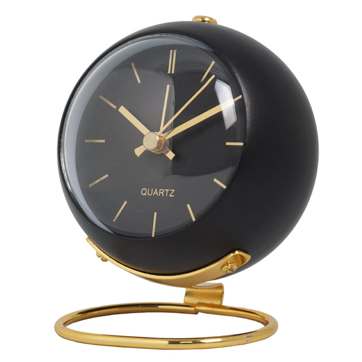 Lisslune | Minimalistic round table clock