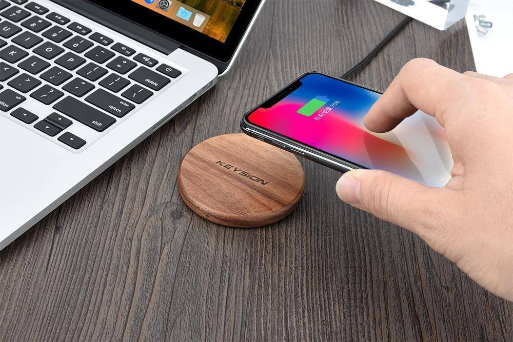 Lisslune | Qi Fast Charger with Natural Bamboo Design