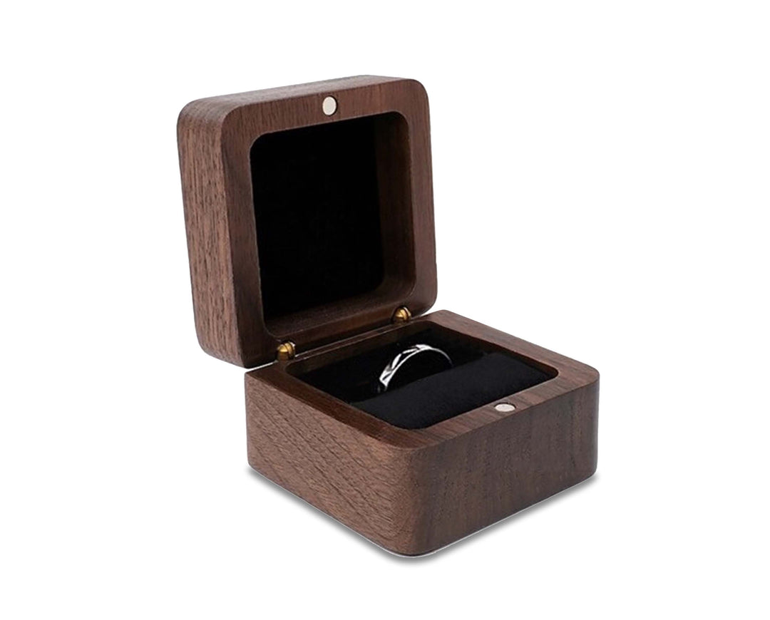 Lisslune | Wooden boxes | Wooden jewelry box, wedding ring box, earring rings