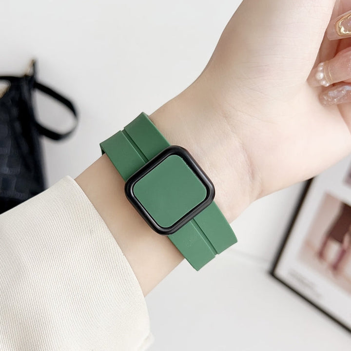 Lisslune | For Apple Watch Ultra 49mm Magnetic Square Buckle Silicone Band (Starlight)