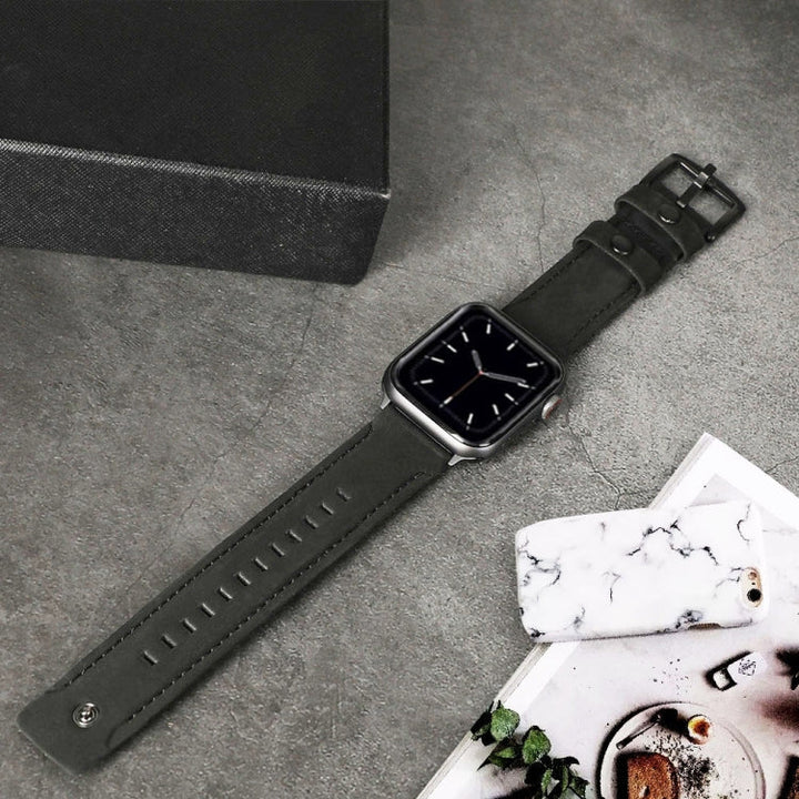 Lisslune | For Apple Watch 5 & 4 40mm / 3 & 2 & 1 38mm Leather Watch Band (Black)
