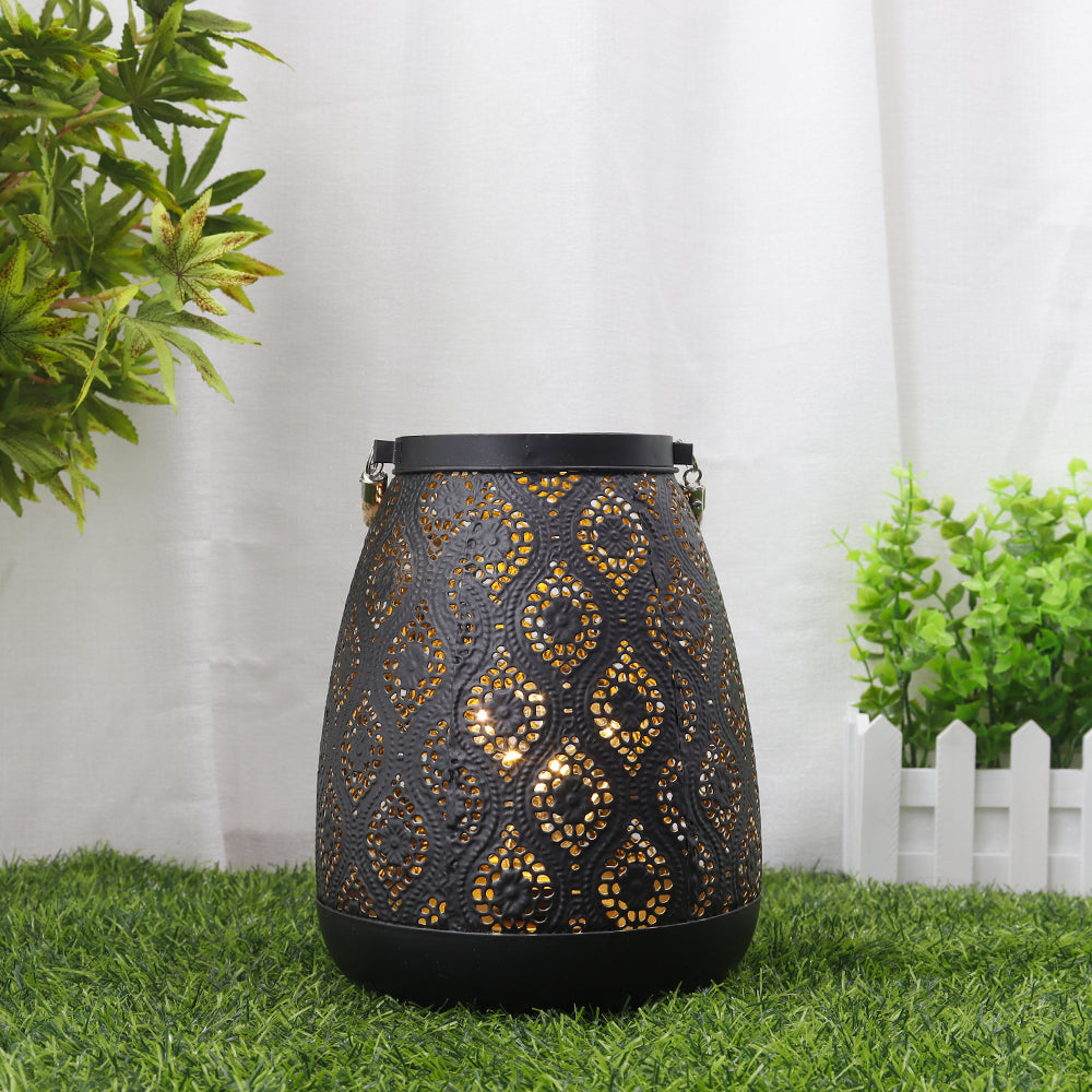 Lisslune | Moroccan Style Black Metal Battery Operated Table Lamp - Cordless Lamp