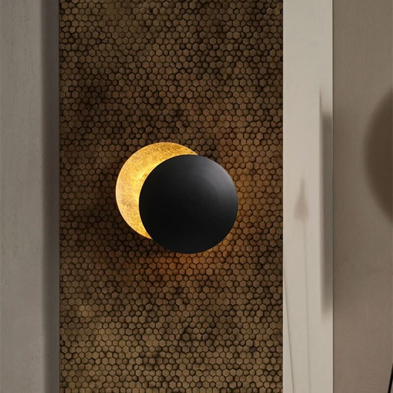 Lisslune | Solar Eclipse Wall Lamp with Warm LED Light