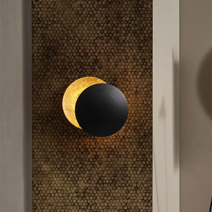 Lisslune | Solar Eclipse Wall Lamp with Warm LED Light