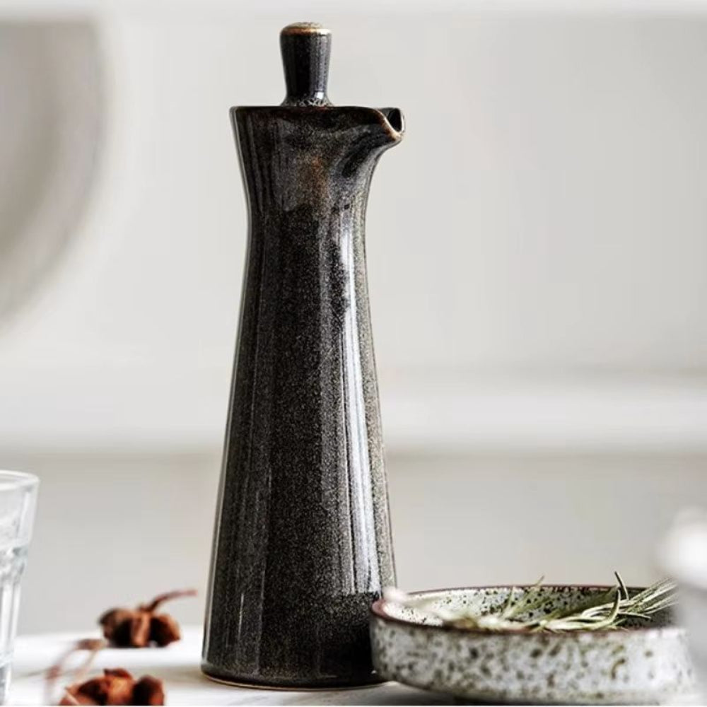 Lisslune | EcoPour – Elegant Drip-Free Glass Oil Dispenser | Stylish & Sustainable Kitchen Accessory