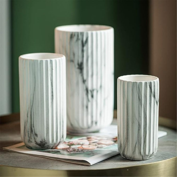 Lisslune | Elegant Vertical Marble Ceramic Vase