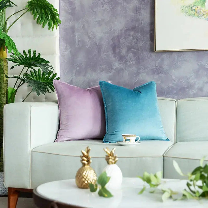 Lisslune | VelvetLuxe – Elegant velvet cushion cover with refined details