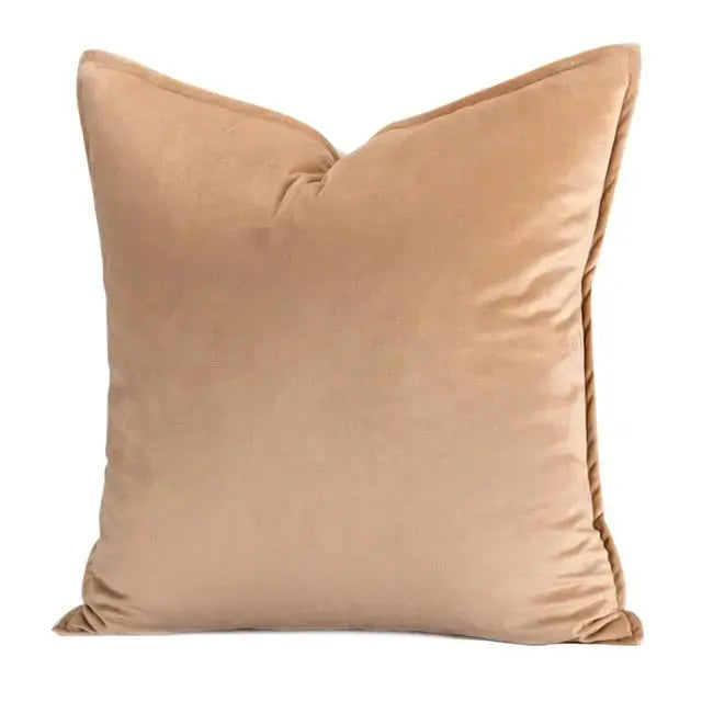 Lisslune | VelvetLuxe – Elegant velvet cushion cover with refined details