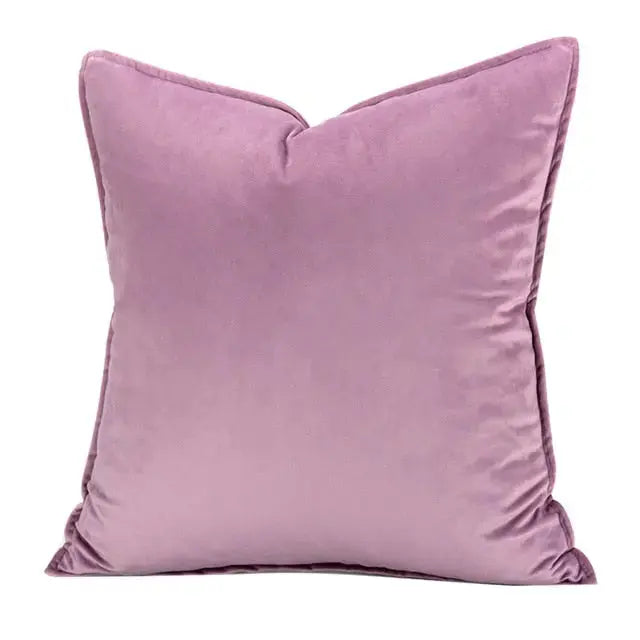 Lisslune | VelvetLuxe – Elegant velvet cushion cover with refined details
