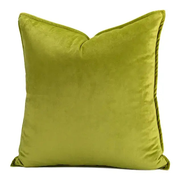 Lisslune | VelvetLuxe – Elegant velvet cushion cover with refined details