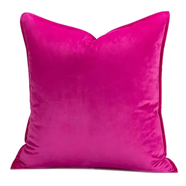 Lisslune | VelvetLuxe – Elegant velvet cushion cover with refined details