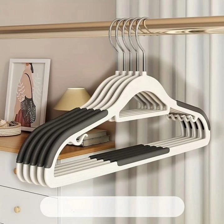 Lisslune | 10 pieces seamless hangers