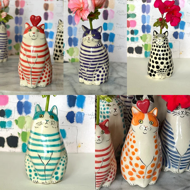 Lisslune | Dotted Cat Vase