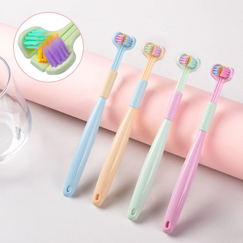 Lisslune | Three-sided toothbrush