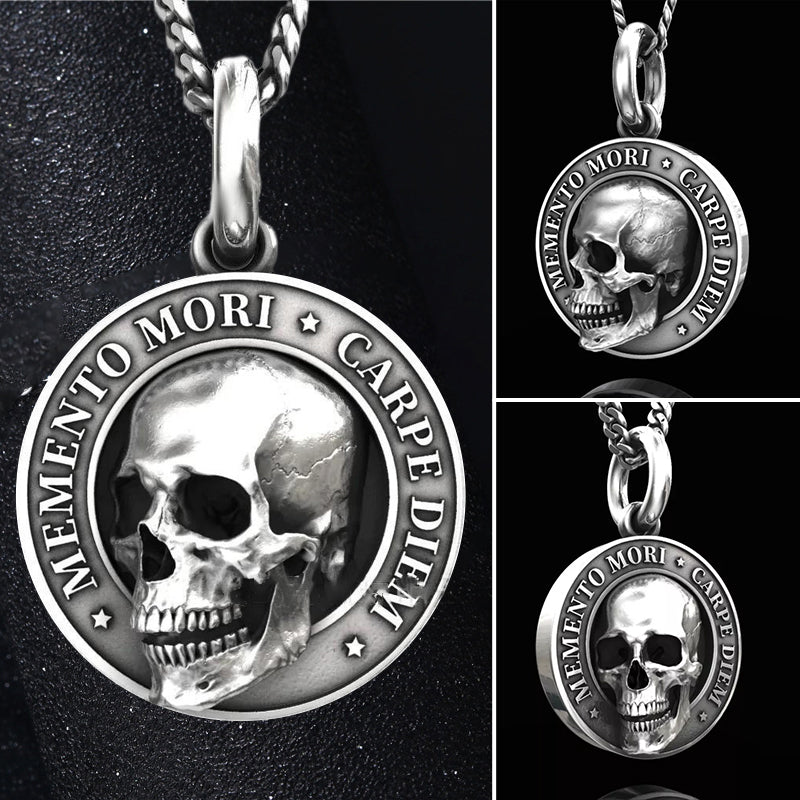 Lisslune | Memento Mori Skull Pendant