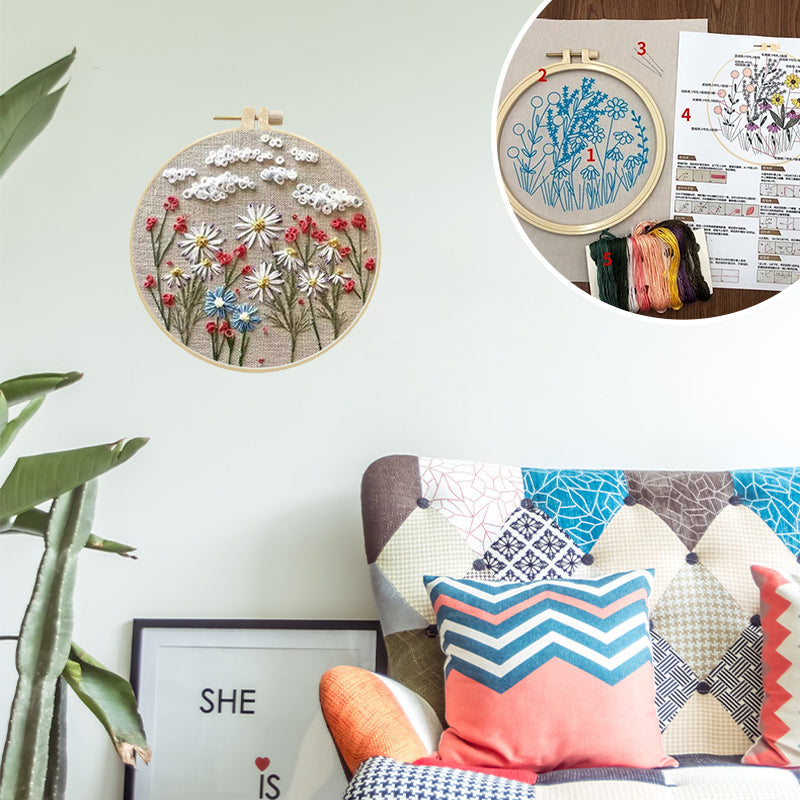 Lisslune | Embroidery hoop flower kit for beginners