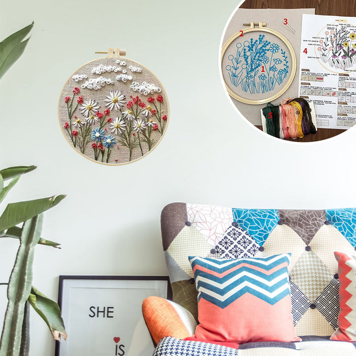 Lisslune | Embroidery hoop flower kit for beginners