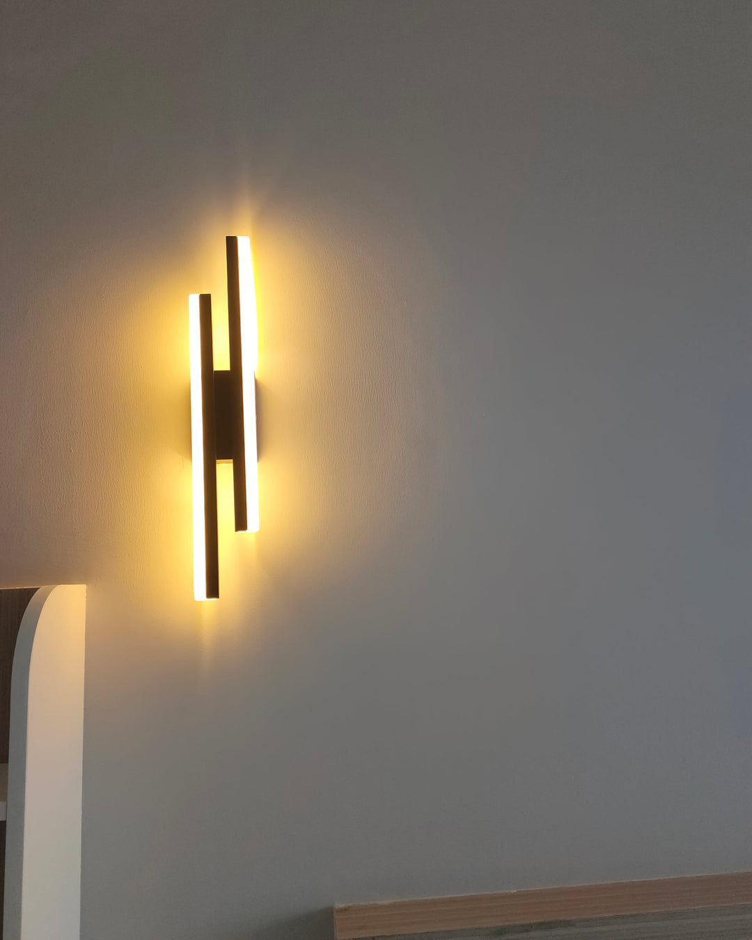 Lisslune | NordicGlow – Sleek LED Wall Lamp for Modern Spaces