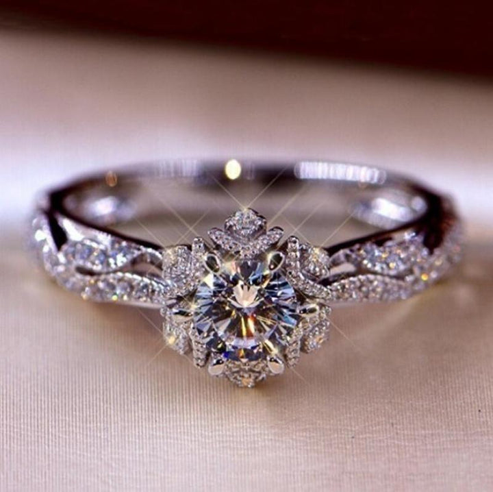 Lisslune | Fashion Exquisite Luxury Popular Shiny Green High Quality Zircon Wedding Ring