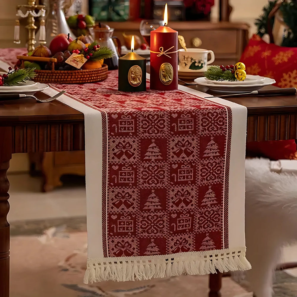 Lisslune | Festive Christmas Elk Table Runner