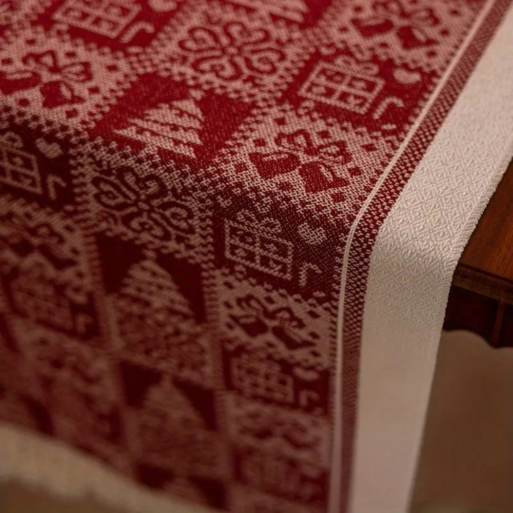 Lisslune | Festive Christmas Elk Table Runner