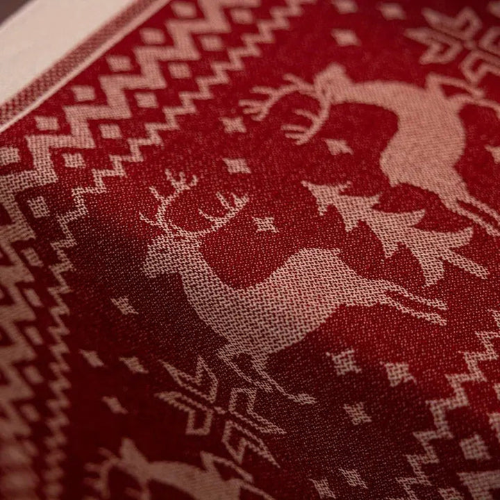 Lisslune | Festive Christmas Elk Table Runner