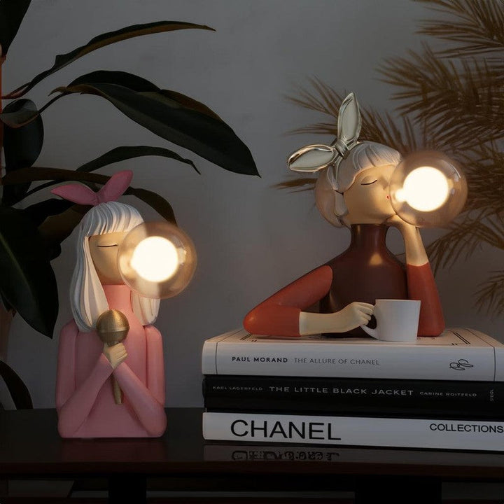 Lisslune | Fleur - Playful table lamp with unique figure designs and energy-efficient LED lighting