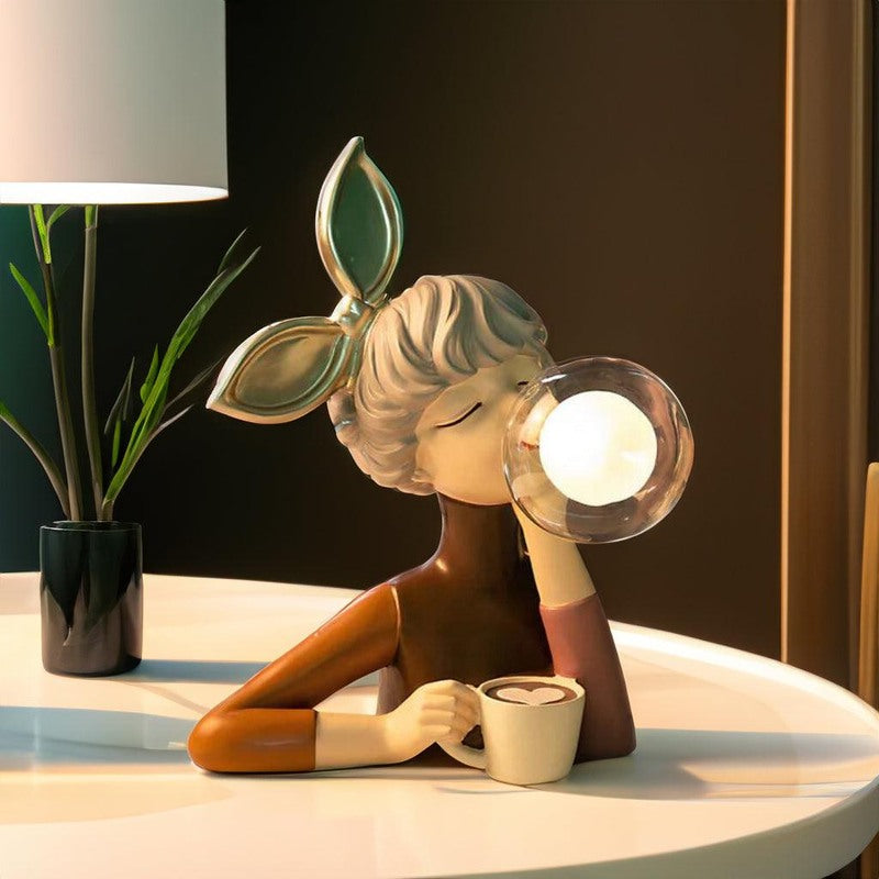 Lisslune | Fleur - Playful table lamp with unique figure designs and energy-efficient LED lighting
