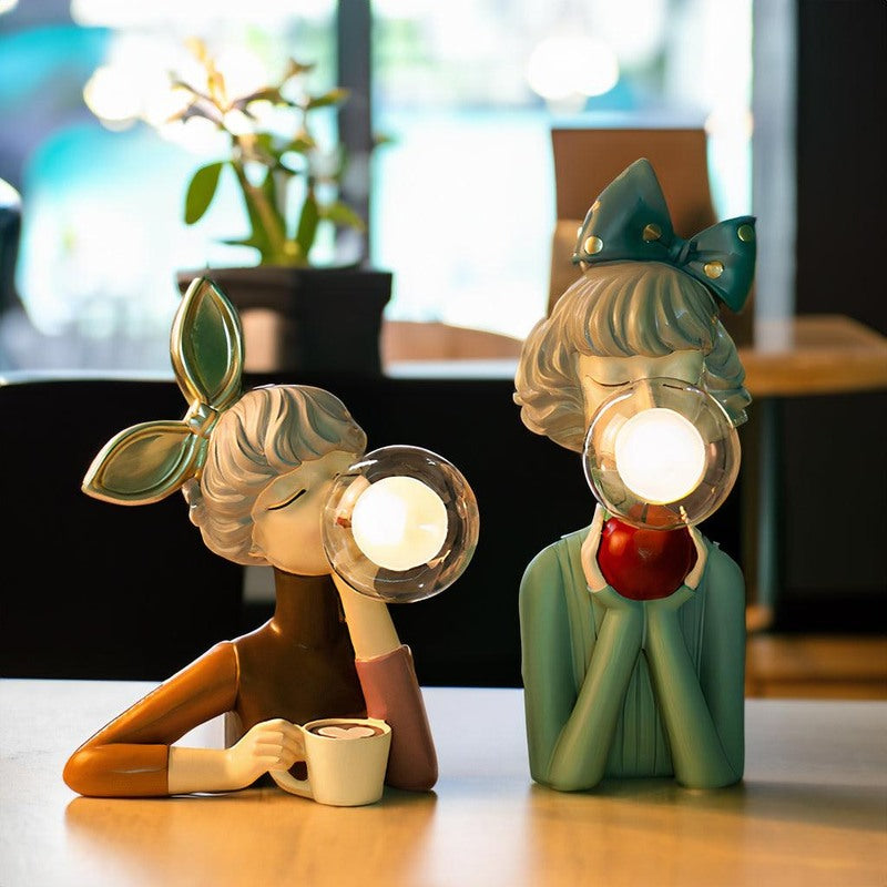 Lisslune | Fleur - Playful table lamp with unique figure designs and energy-efficient LED lighting