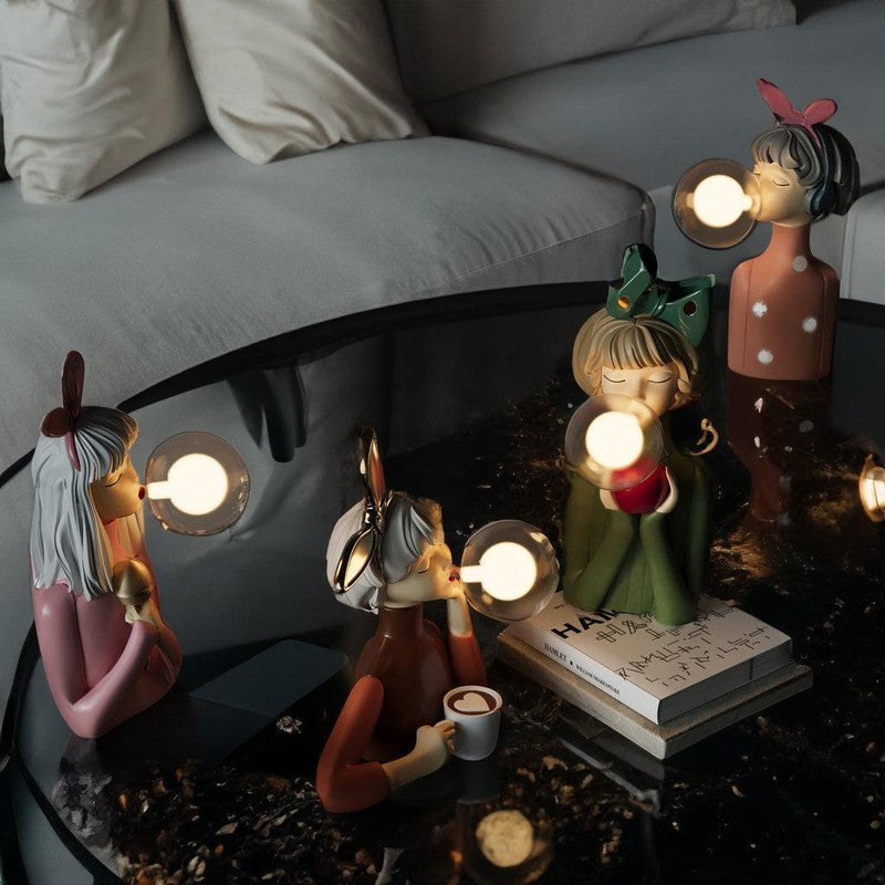 Lisslune | Fleur - Playful table lamp with unique figure designs and energy-efficient LED lighting