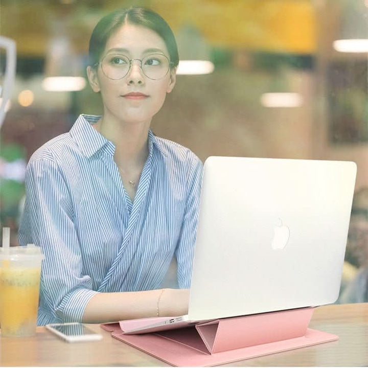 Lisslune | Water-resistant laptop case with stand function & shock protection