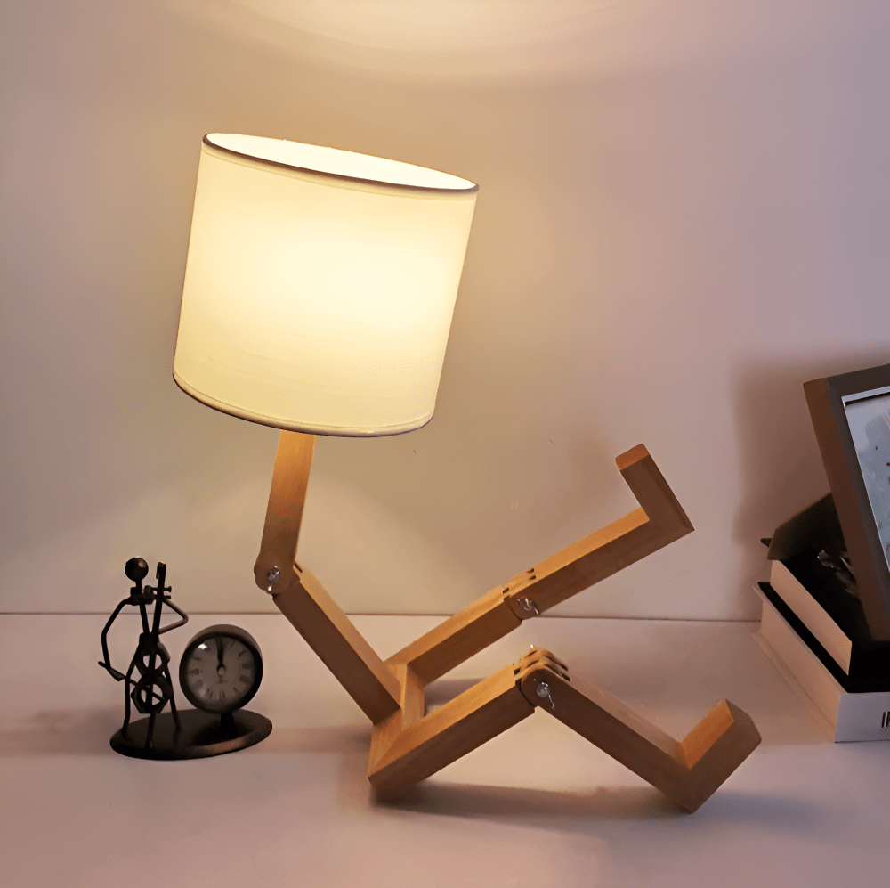 Lisslune | Adjustable wooden lamp in robot design for reading & working light