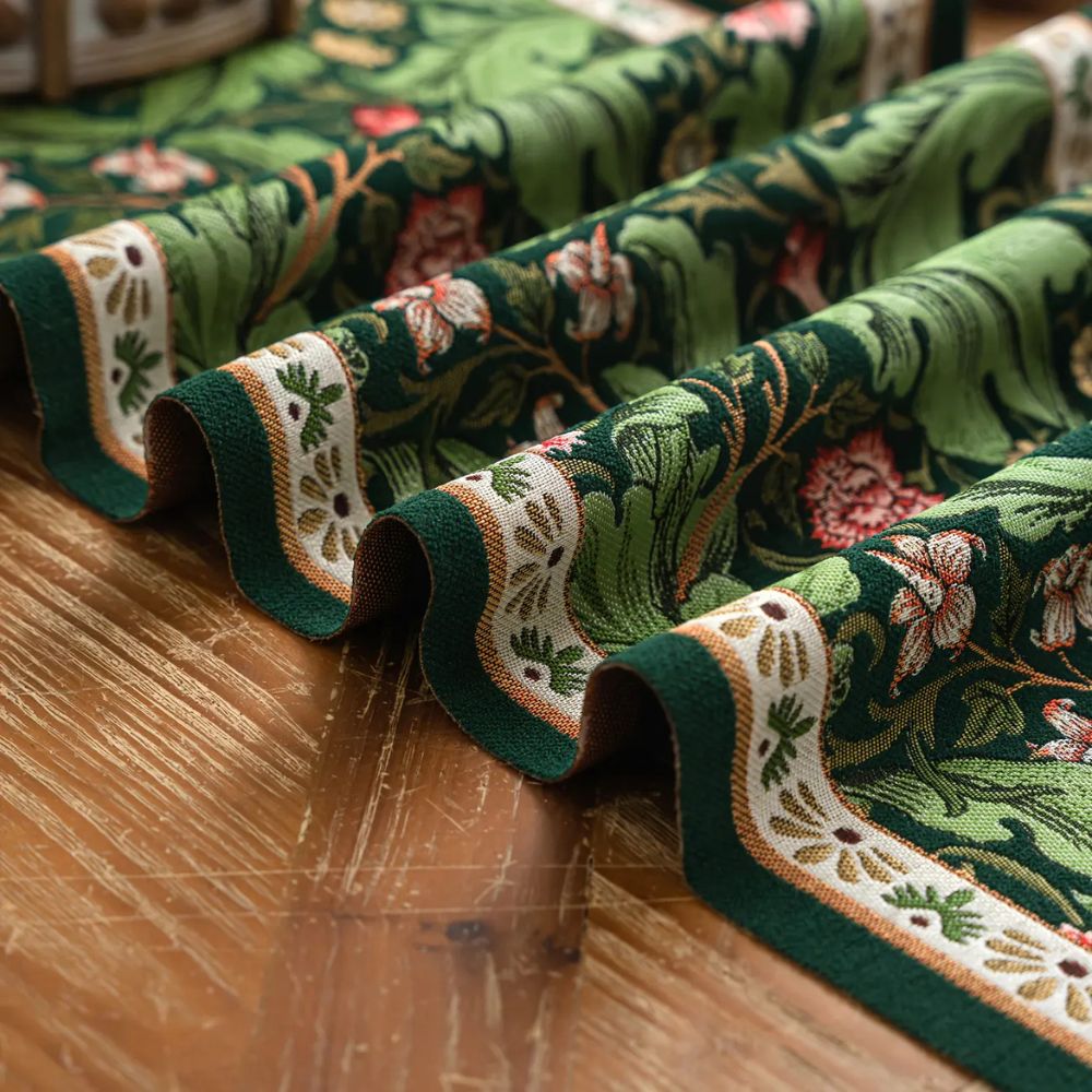 Lisslune | Flora Vine Embroidered Table Runner