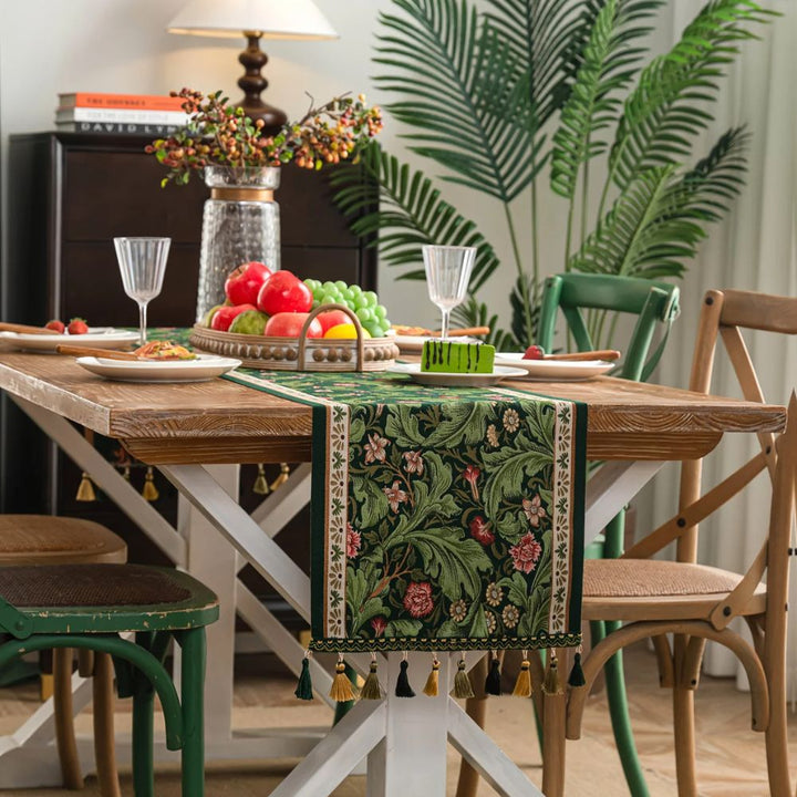 Lisslune | Flora Vine Embroidered Table Runner