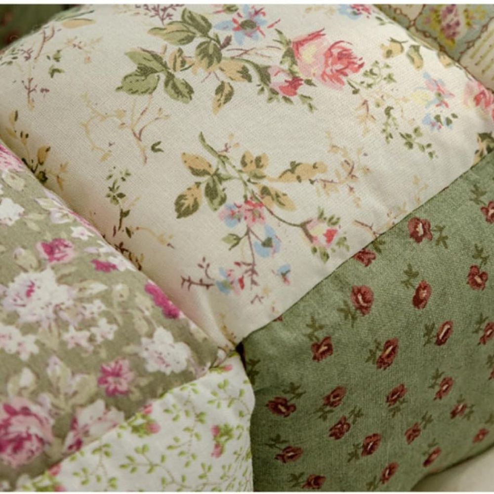 Lisslune | Floral Bloom Quilted Sofa Cover