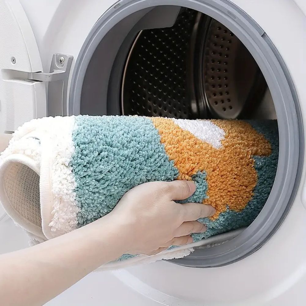 Lisslune | Floral Tufted Absorbent Bath Mat