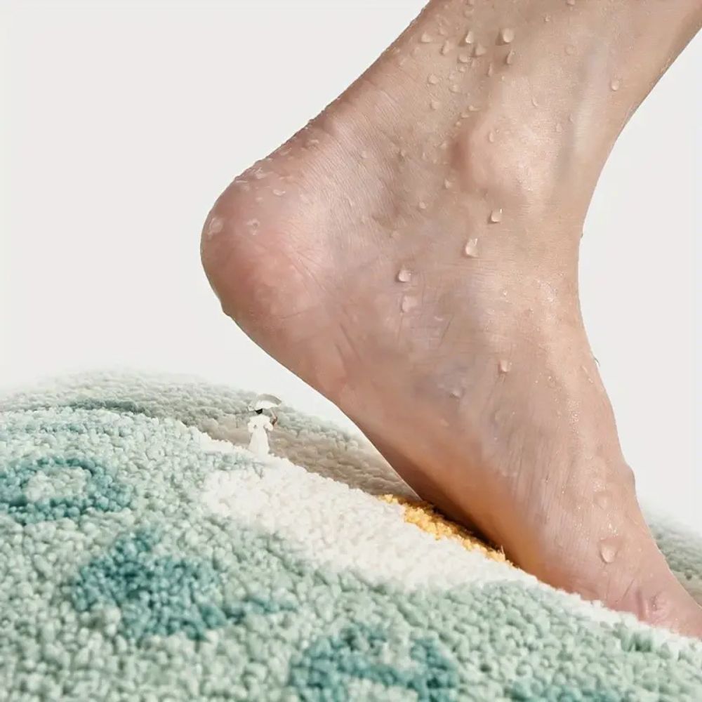 Lisslune | Floral Tufted Absorbent Bath Mat