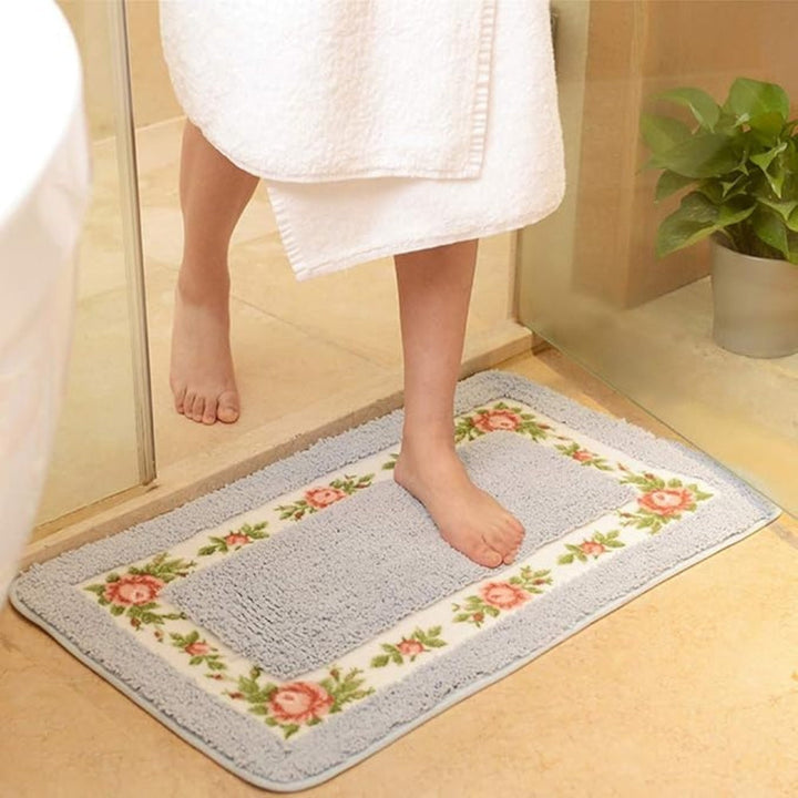 Lisslune | Floral Border Absorbent Bath Mat