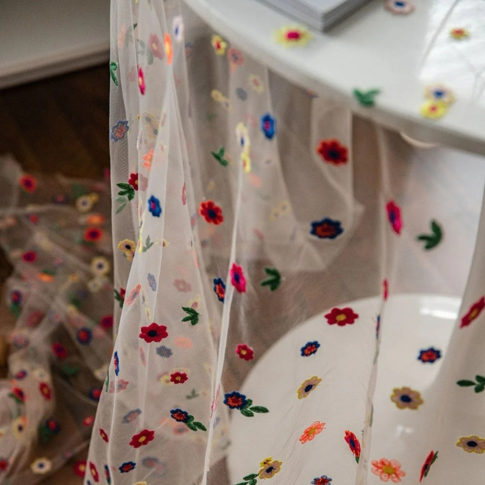 Lisslune | Floral Embroidered Lace Tablecloth Cover
