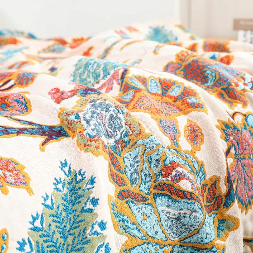 Lisslune | Floryn Garden-Inspired Reversible Blanket