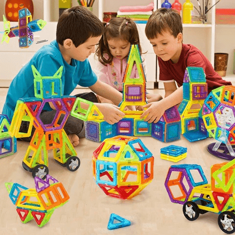 Lisslune | Magnetic construction toy for creative building ideas