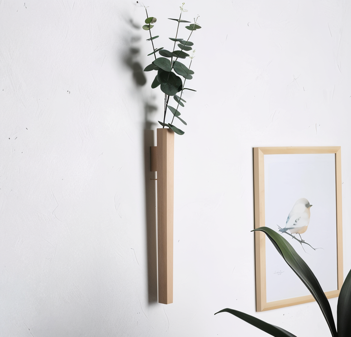 Lisslune | FreshFloret Wall-Mounted Wooden Vase – Solid Beech & Walnut Flower Display