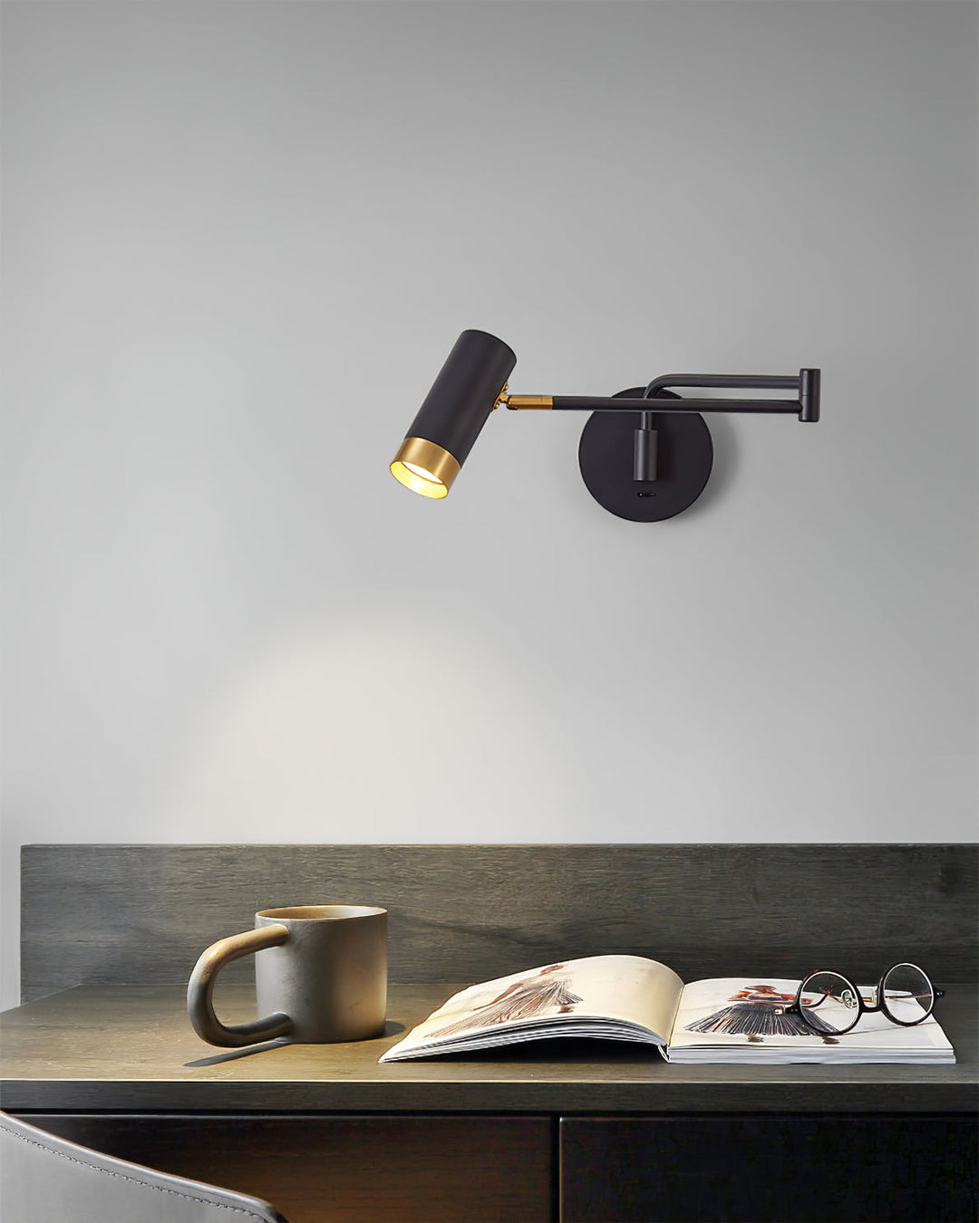 Lisslune | FlexiLume – Adjustable Arm Wall Light for Versatile Illumination