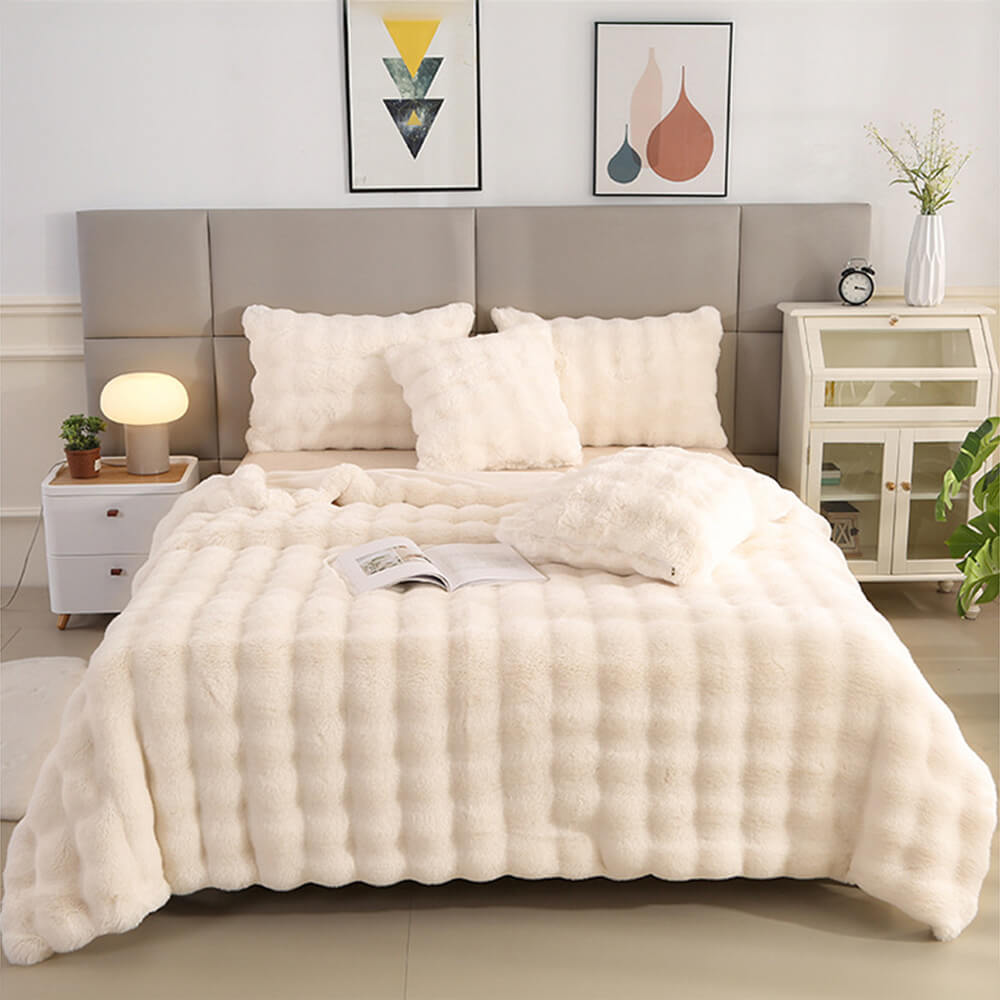Lisslune | Premium Bubble Double Layer Thick Synthetic Rabbit Fur Blanket