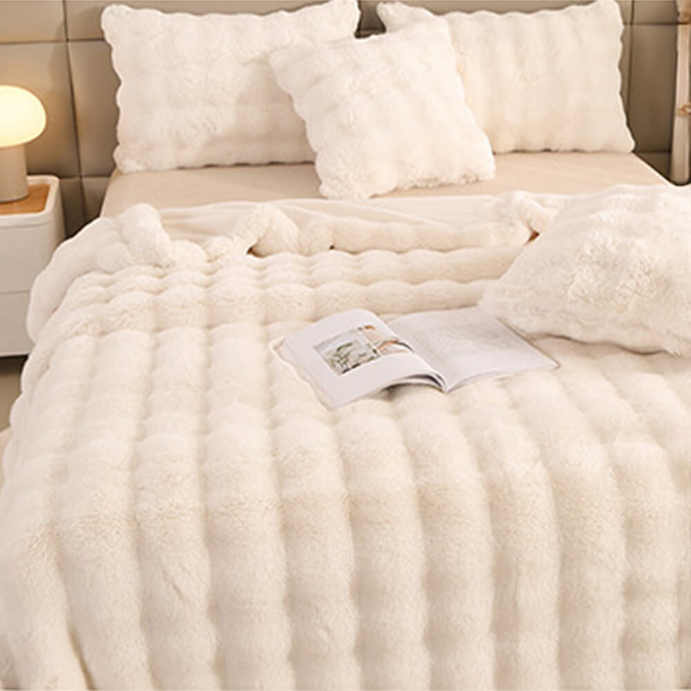 Lisslune | Premium Bubble Double Layer Thick Synthetic Rabbit Fur Blanket