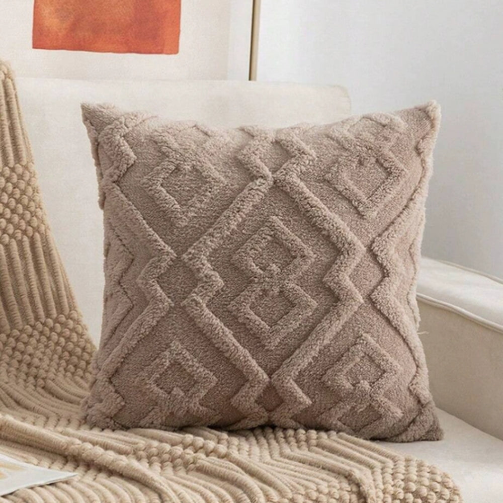 Lisslune | Fuzzy Diamond Pattern Cushion Cover