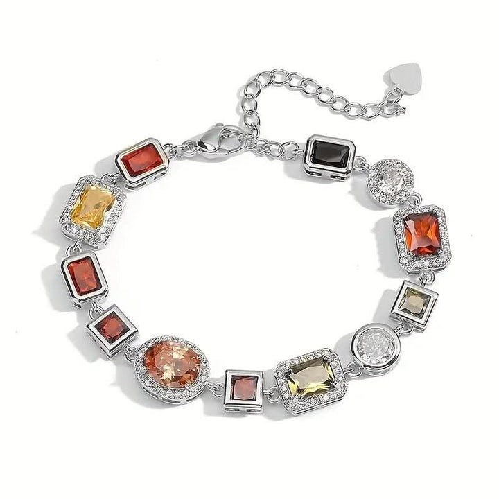 Lisslune | Modern jewelry set with geometric zirconia design