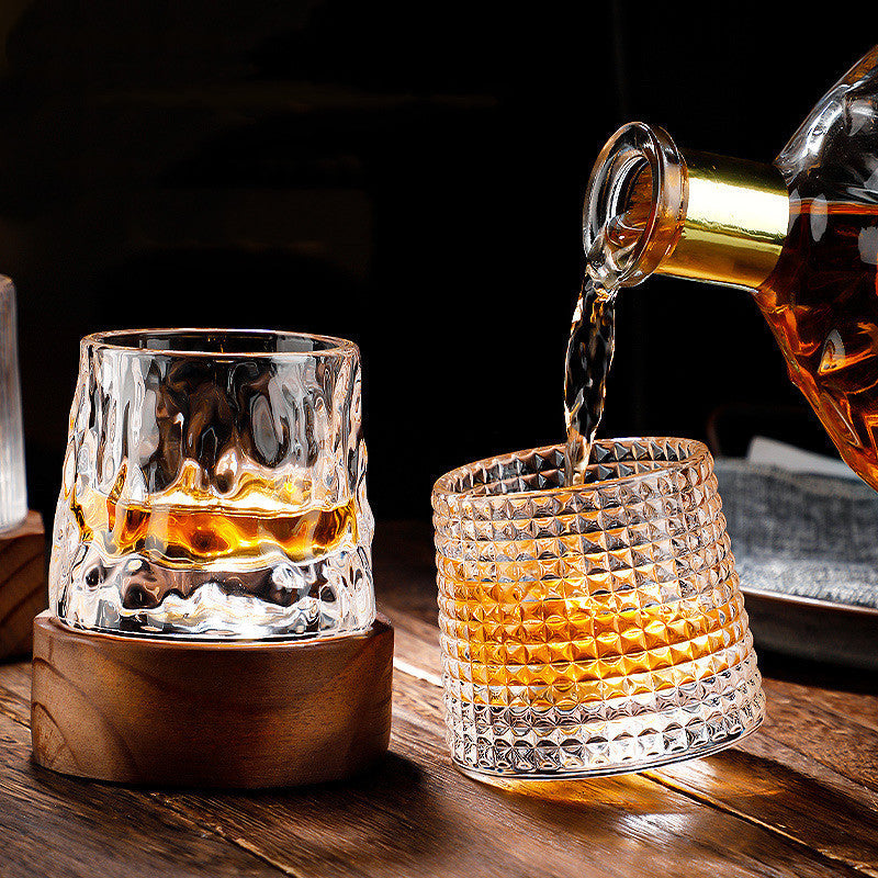 Lisslune | Spinning Whiskey Glasses for Noble Drinking Pleasure