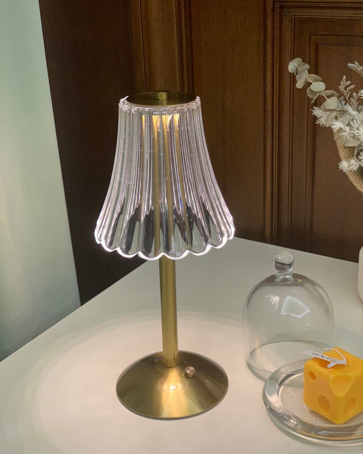 Lisslune | RadiantGold – Elegant Portable Table Lamp