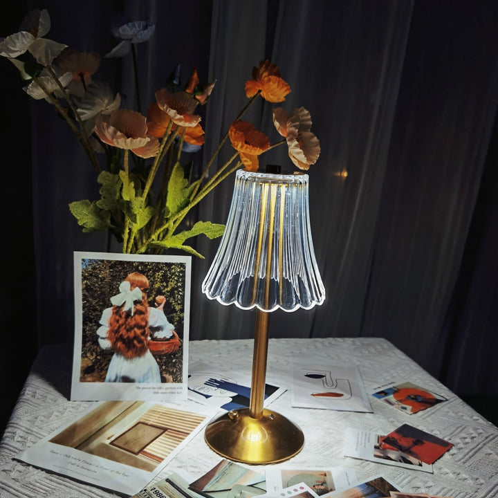 Lisslune | RadiantGold – Elegant Portable Table Lamp